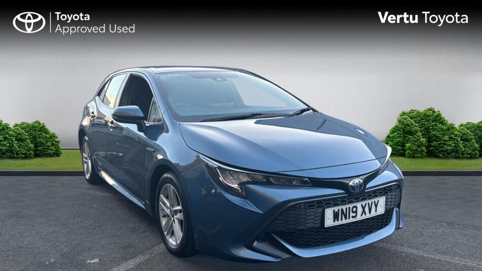 Toyota Corolla 1.8 VVT-i Hybrid Icon Tech 5dr CVT Hybrid Hatchback